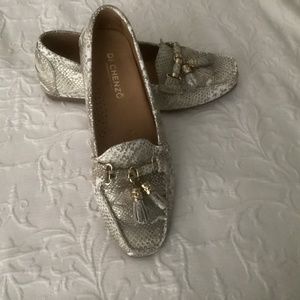 Di Chenzo size 40/European size 10/ US